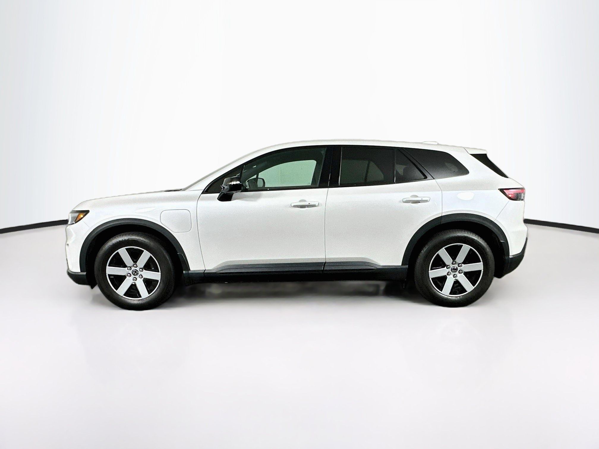 Used 2024 Honda Prologue EX image 4