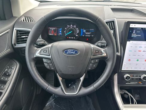 Used 2023 Ford Edge SEL w/ Convenience Package AWD/4WD image 17
