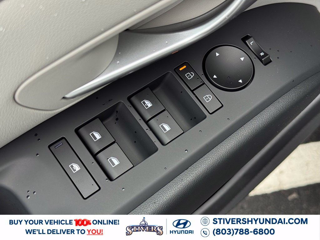 New 2026 Hyundai Tucson SE w/ Tow & Go Package FWD image 23