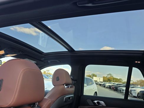 New 2026 BMW X5 sDrive40i w/ M Sport Package image 23