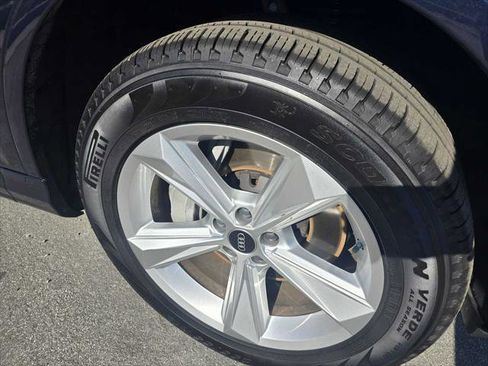 Used 2025 Audi Q7 2.0T Premium image 9