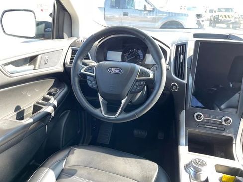 Used 2023 Ford Edge SEL w/ Convenience Package AWD/4WD image 19
