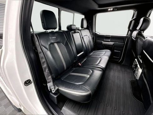 Used 2018 Ford F150 Platinum w/ Equipment Group 701A Luxury image 28