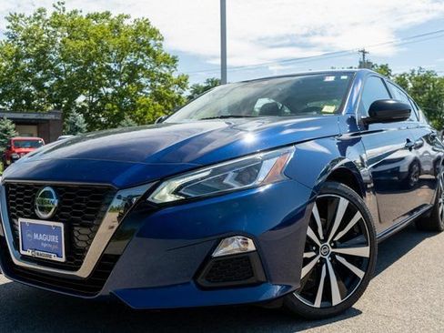 Used 2021 Nissan Altima 2.5 SR w/ SR Premium Package AWD/4WD image 1