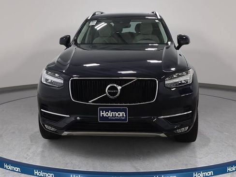 Used 2019 Volvo XC90 T5 Momentum w/ Multimedia Package AWD/4WD image 3