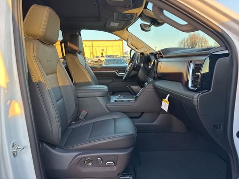 New 2026 GMC Sierra 2500 Denali w/ Denali Reserve Package image 23