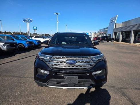 Used 2020 Ford Explorer Limited image 2