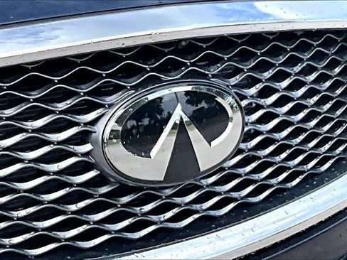 Certified 2023 INFINITI QX50 Sensory AWD/4WD image 11