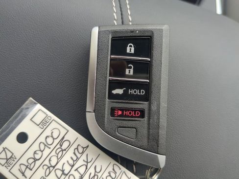 Used 2025 Acura RDX SH-AWD image 25