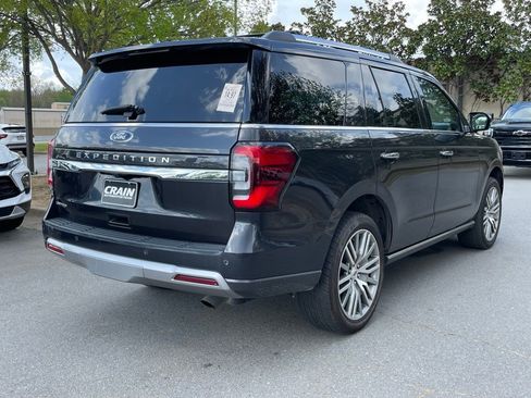 Used 2024 Ford Expedition Limited AWD/4WD image 8