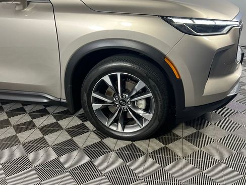 Used 2023 INFINITI QX60 Luxe w/ Cargo Package image 12