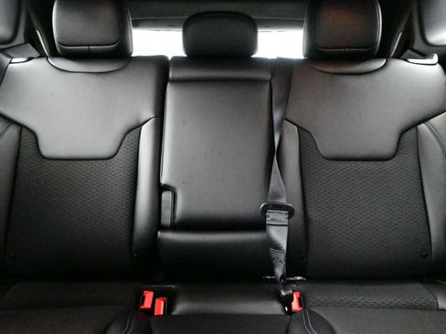 New 2026 Jeep Compass Latitude AWD/4WD image 10