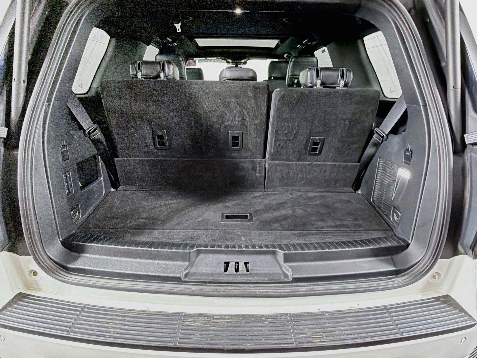 Used 2020 Ford Expedition Limited w/ Equipment Group 302A AWD/4WD image 15