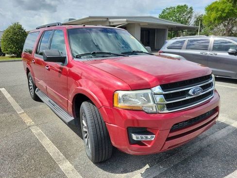 Used 2017 Ford Expedition EL XLT image 2
