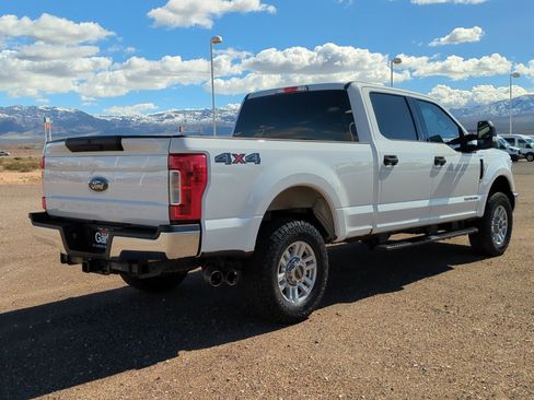 Used 2019 Ford F250 XLT image 3