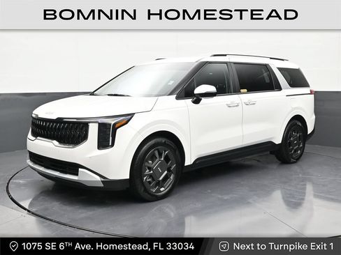 Used 2026 Kia Carnival EX FWD image 1