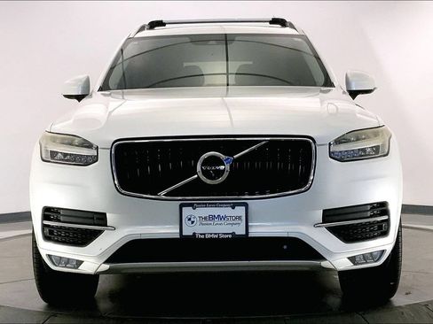 Used 2017 Volvo XC90 T6 Momentum w/ Vision Package AWD/4WD image 2