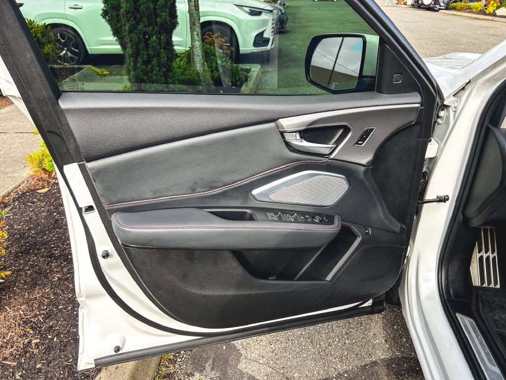 Used 2021 Acura RDX w/ Advance Package AWD/4WD image 11