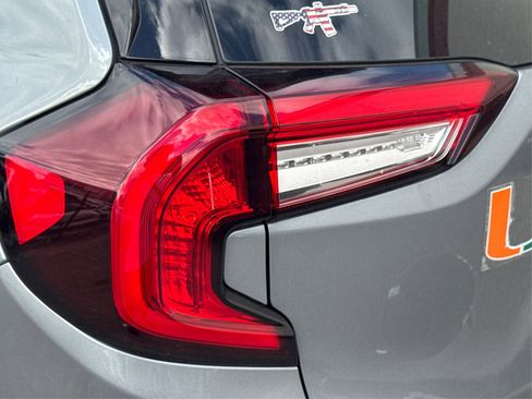 Used 2023 GMC Terrain SLT w/ Tech Package image 17