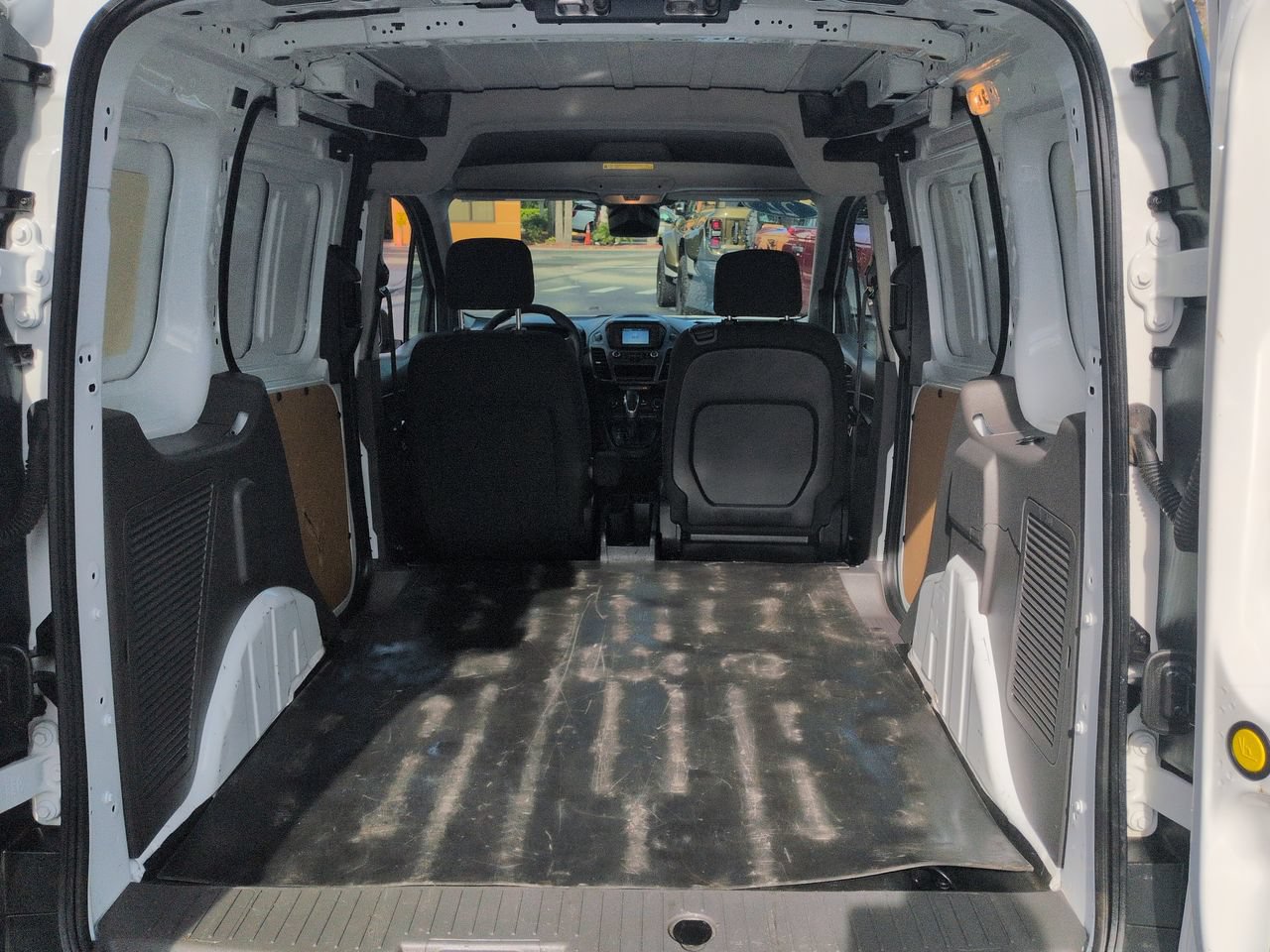 Used 2022 Ford Transit Connect XL w/ Trailer Tow Package FWD image 13