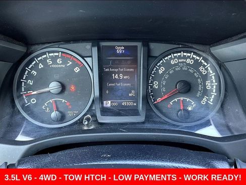 Used 2022 Toyota Tacoma SR AWD/4WD image 14