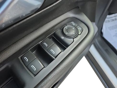 Used 2023 GMC Terrain SLE w/ LPO, Floor Liner Package FWD image 12