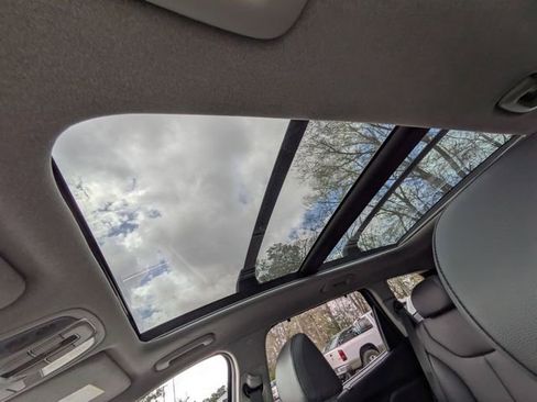 Used 2020 Hyundai Santa Fe Limited image 22