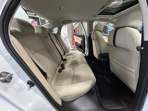 Used 2017 Honda Civic EX-T image 41