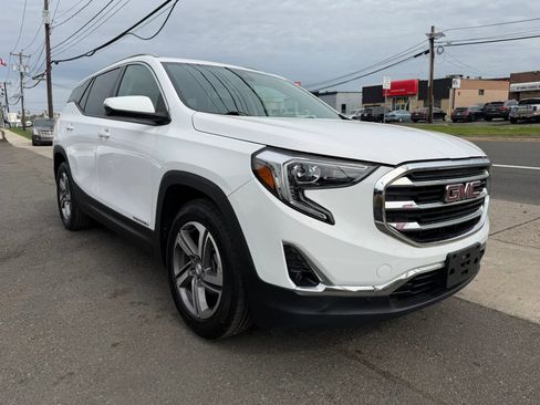 Used 2020 GMC Terrain SLT FWD image 3