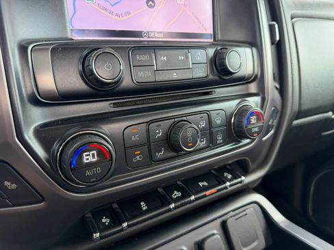 Used 2016 GMC Sierra 1500 SLT w/ All-Terrain Package AWD/4WD image 15