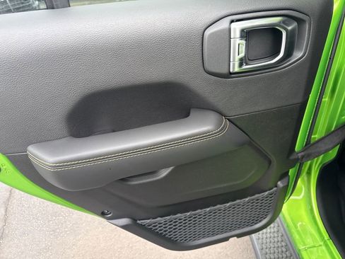 New 2026 Jeep Wrangler Sahara w/ Whitecap Package AWD/4WD image 27