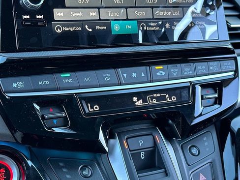 New 2026 Honda Odyssey Touring image 26