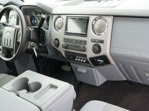 Used 2016 Ford F250 XLT w/ XLT Value Package AWD/4WD image 27
