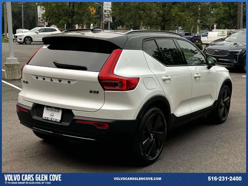 Used 2026 Volvo XC40 B5 Ultra w/ Climate Package AWD/4WD image 6