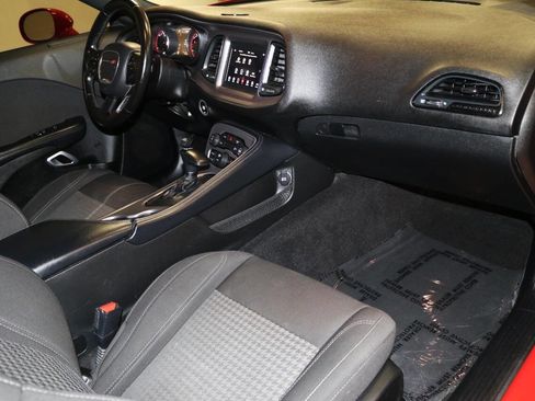 Used 2023 Dodge Challenger SXT RWD image 77