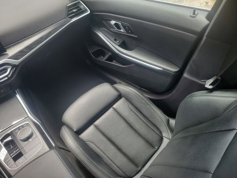 Used 2024 BMW 330i Sedan RWD image 12