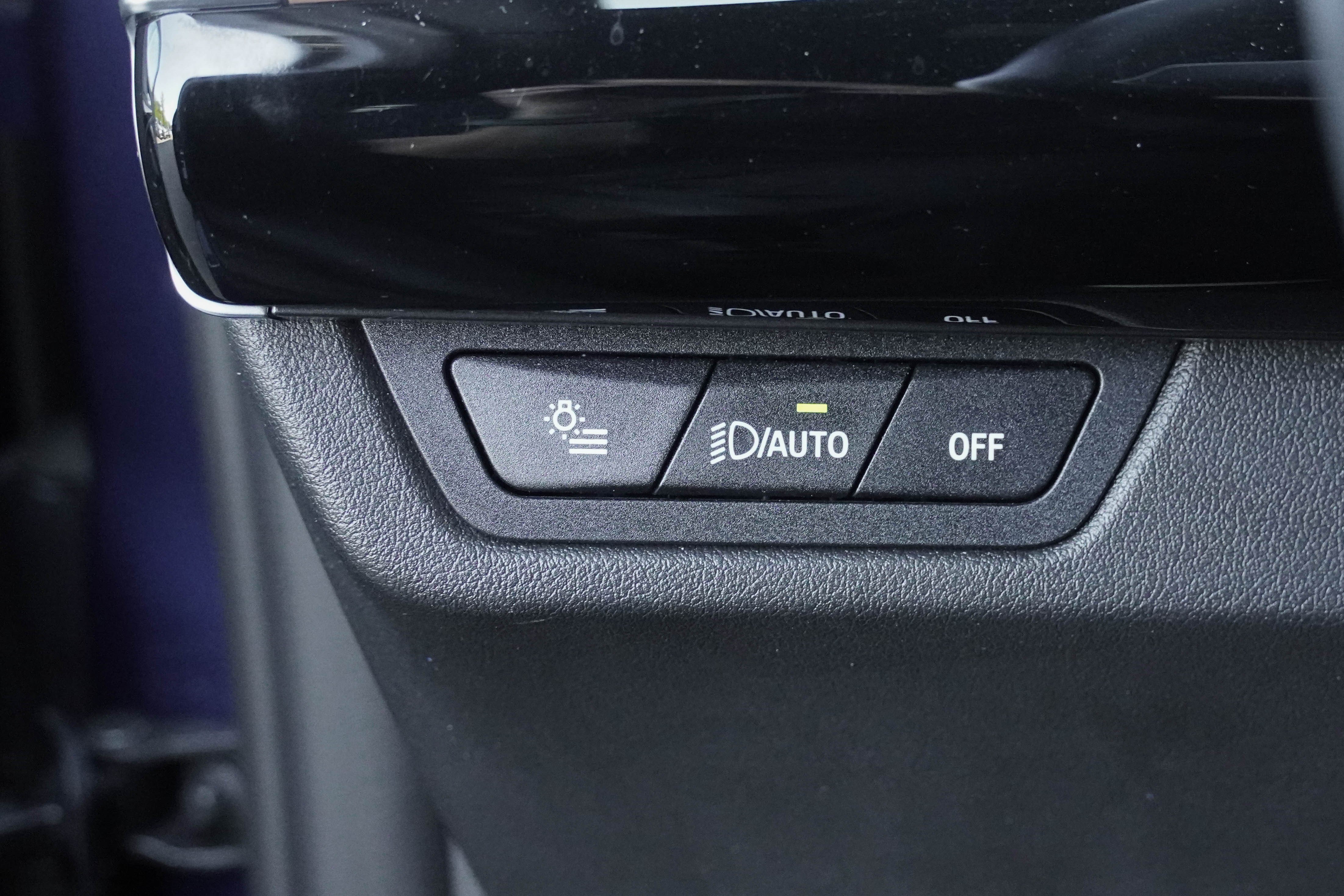 Used 2025 BMW X1 xDrive28i AWD/4WD image 16