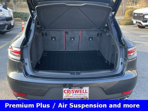 Used 2021 Porsche Macan S image 7