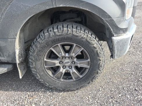 Used 2016 Ford F150 XLT w/ Equipment Group 302A Luxury image 2