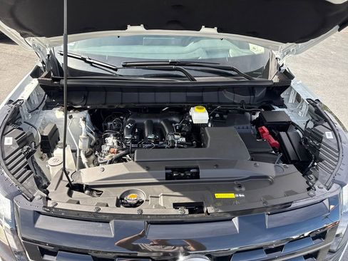 New 2026 Nissan Pathfinder Platinum FWD image 22