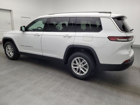 Used 2023 Jeep Grand Cherokee L Laredo RWD image 3