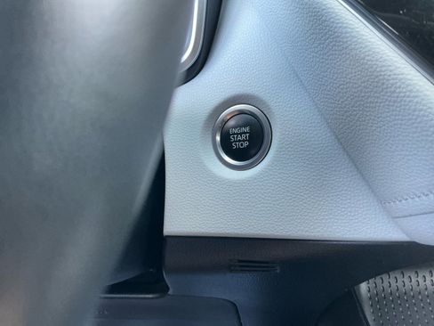 Certified 2024 Toyota Corolla SE image 30