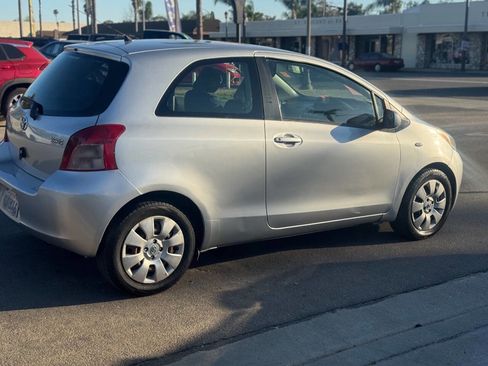 Used 2008 Toyota Yaris Base 2dr Hatchback 5M image 7