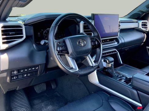Used 2024 Toyota Tundra Platinum AWD/4WD image 17