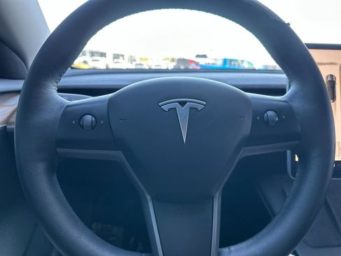 Used 2023 Tesla Model 3 Standard Range RWD image 21