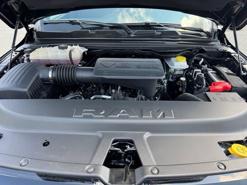 Used 2025 RAM 1500 Big Horn AWD/4WD image 18