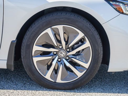 Used 2020 Honda Accord EX image 11