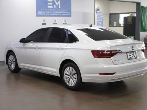 Used 2019 Volkswagen Jetta S w/ Driver Assistance Package image 8