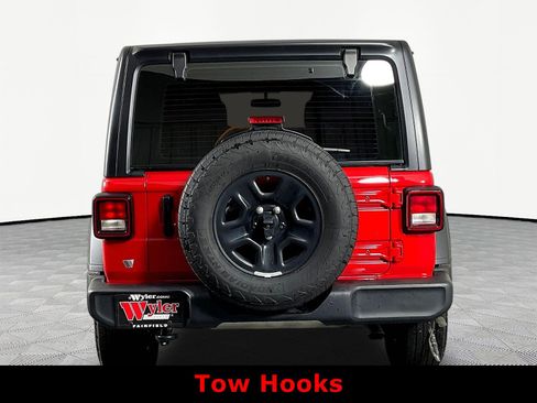 Used 2025 Jeep Wrangler Unlimited Sport AWD/4WD image 5