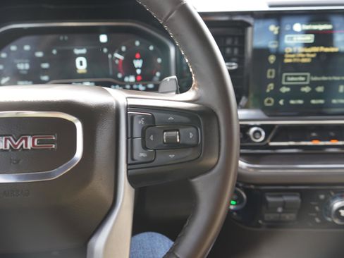 Used 2023 GMC Sierra 1500 SLT w/ SLT Convenience Package image 12